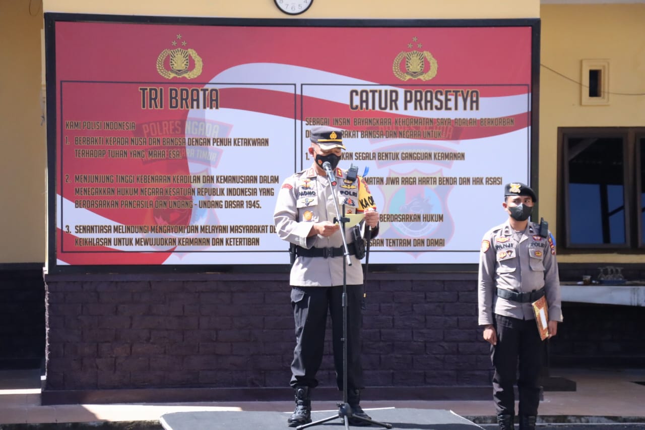 Kapolres Ngada Pimpin Apel Gelar Pasukan Operasi Zebra Turangga 2022.