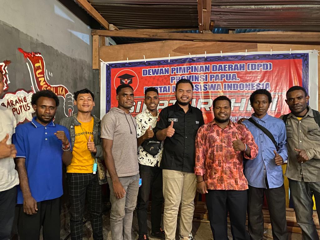 Ketua KPK Tuai Kontroversi Saat menemui Tersangka dugaan Korupsi Lukas Enembe, Ketum Partai Mahasiswa : Masalahnya di Mana?