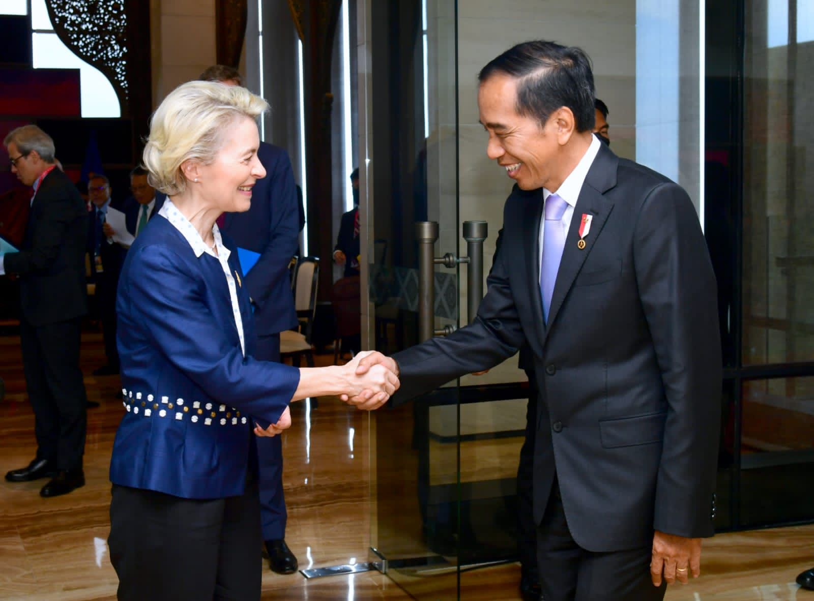 Presiden Jokowi Lakukan Pertemuan Bilateral dengan Presiden Komisi Eropa