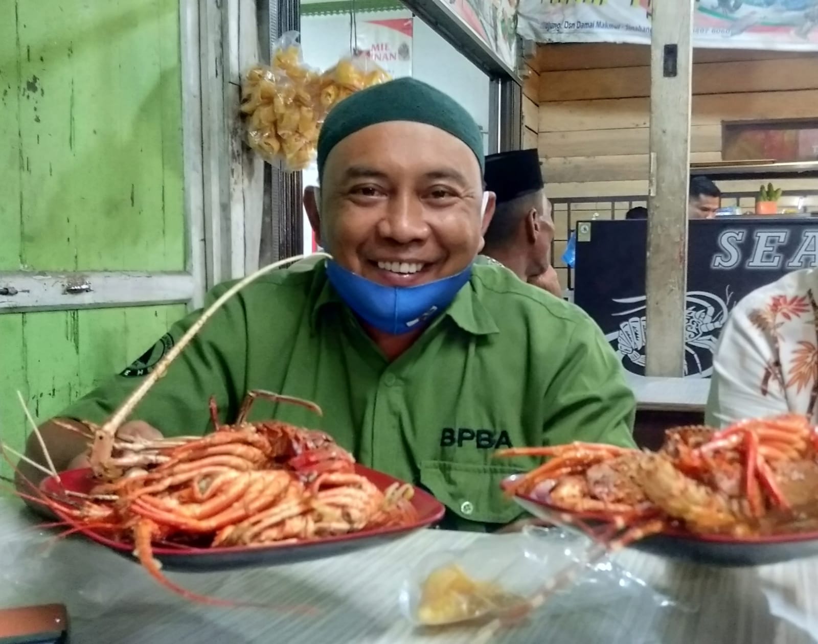 Lobster, Makanan Khas Memek dan Cerita Smong dari Simeulue