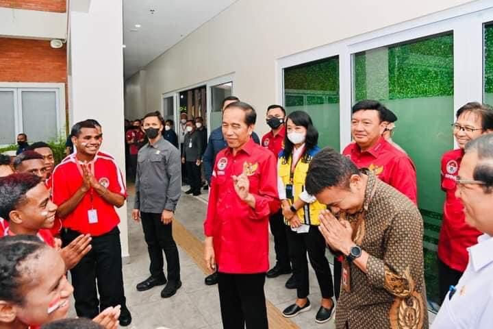 Saat Presiden Kenalkan Menteri dan Staf Khusus pada Mahasiswa