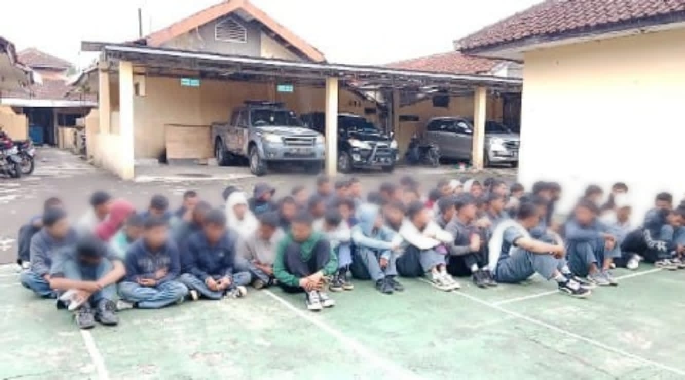 Diduga Berniat Hendak Tawuran, Puluhan Pelajar SMK Diamankan Polisi
