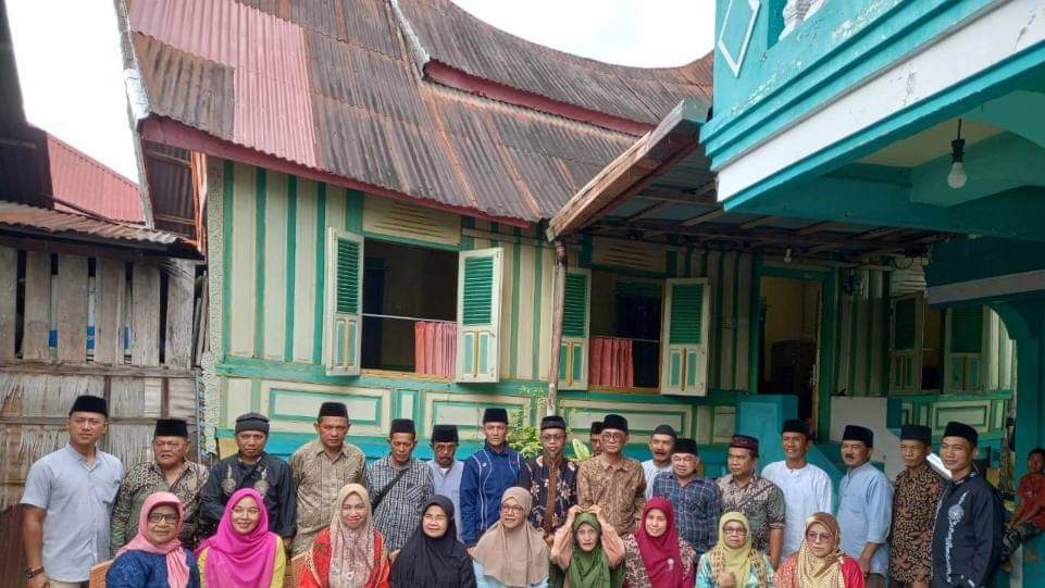 Musdafirman S.Si Datuak Rajo Diguci, Panghulu Suku Guci Pauh IX Pulang Kampung ke Rumah Mandenya di Salayo Balai Nan Panjang Kubuang Tigo Baleh