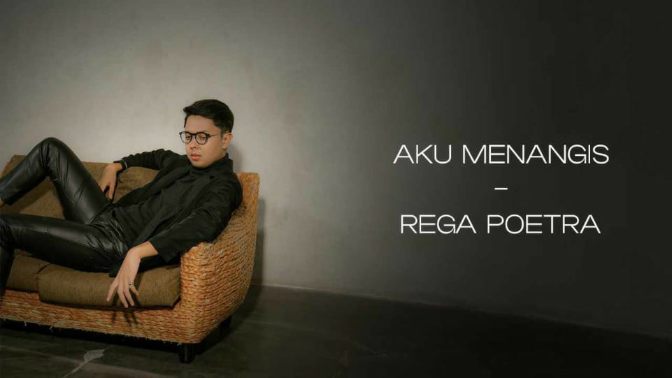 Rega Poetra, Arsitek Muda Kota Bandung Merajut Kisah Patah Hati Lewat Lagu 
