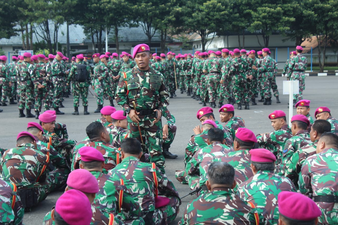 Puslatpurmar 6 Antralina Ikuti Giat Pengarahan Dan Apel Khusus Dankormar