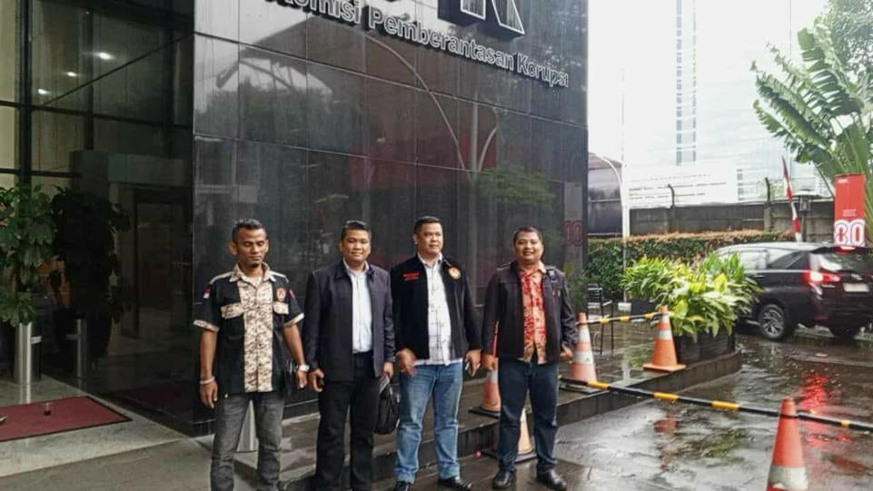 LSM LOREK Sambangi KPK, Adukan Deskripsikan Kasus Nikita Mirzani