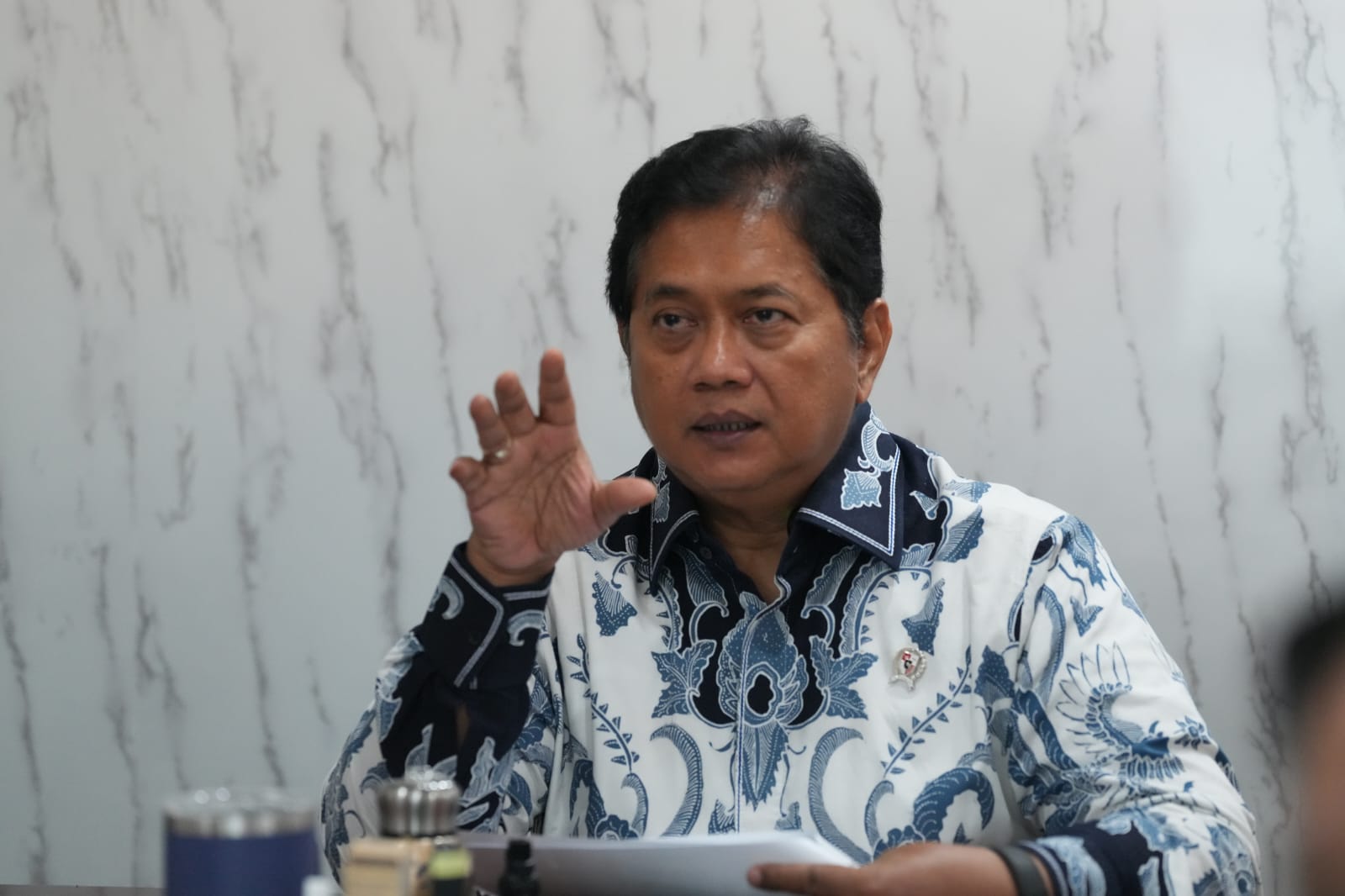 Bertemu Bupati H. Samsul Mahmud, Wamen Viva Yoga Terus Pantau Dinamika Transmigrasi di Polman