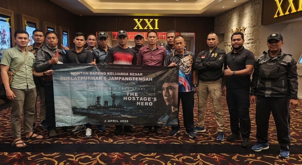 Prajurit Puslatpurmar 6 Jampangtengah Nonton Bareng Film The Hostage's Hero
