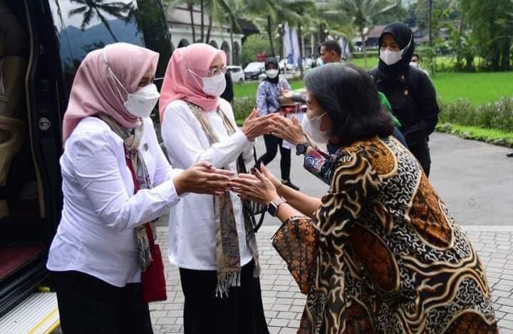 Pameran Dekranasda jadi Momentum UMKM untuk Bangkit