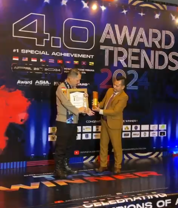 Ini Alasan Utama Kapolres Belu Terima Penghargaan Inspiring Professional And Leadership Awards 2024