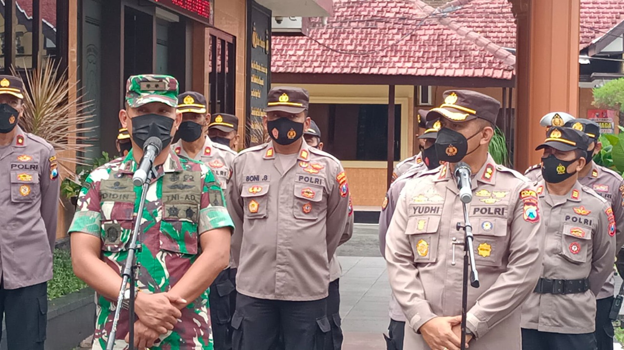 AKABRI 2001 Gelar Aksi Kemanusiaan Di Bagi Korban Erupsi Gunung Semeru